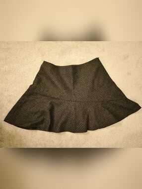 Uniqlo Black and Grey Skort